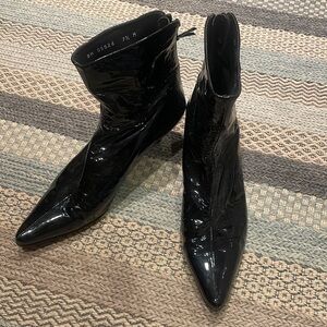 Stuart Weitzman Booties